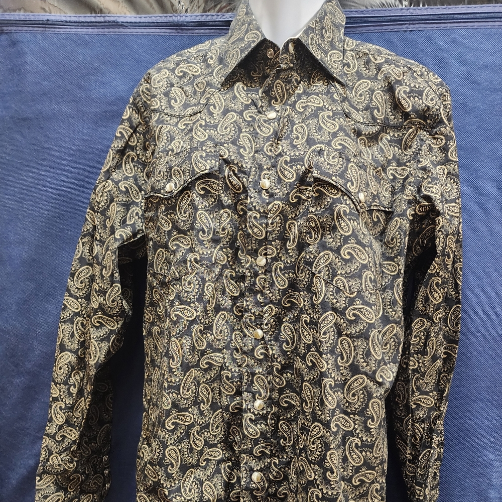 Rodeo pearl snap shirt